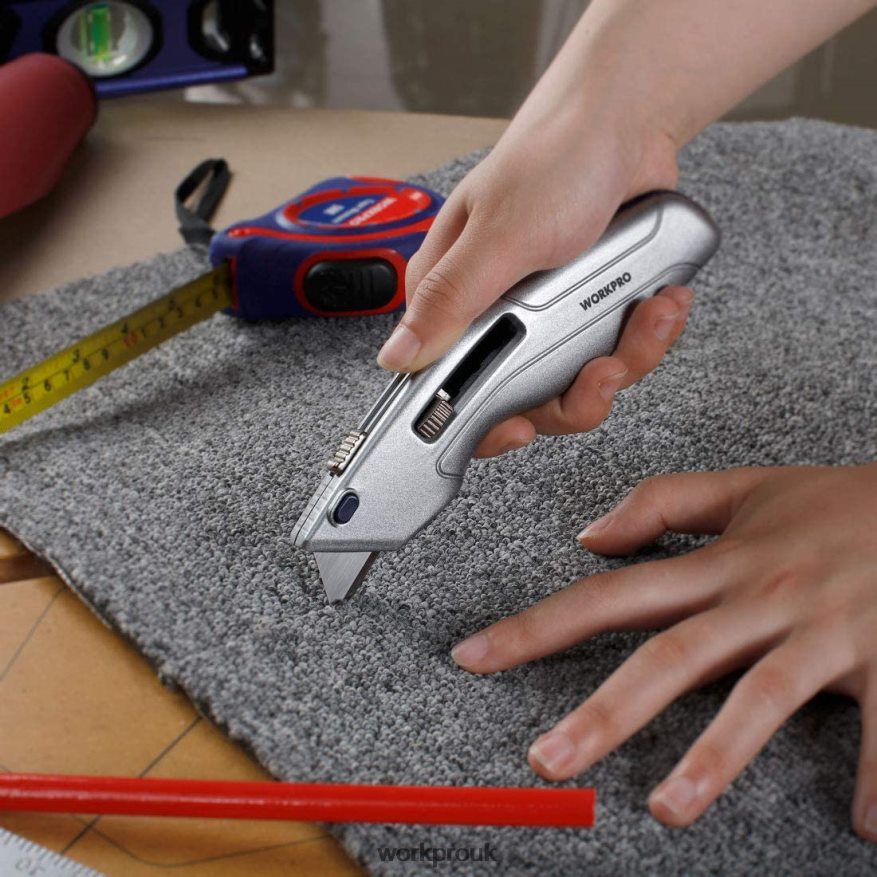 WORKPRORetractable Utility Knife and Self-retracting Safety Box with 2 Extra Blades Included X662Z41 Tool